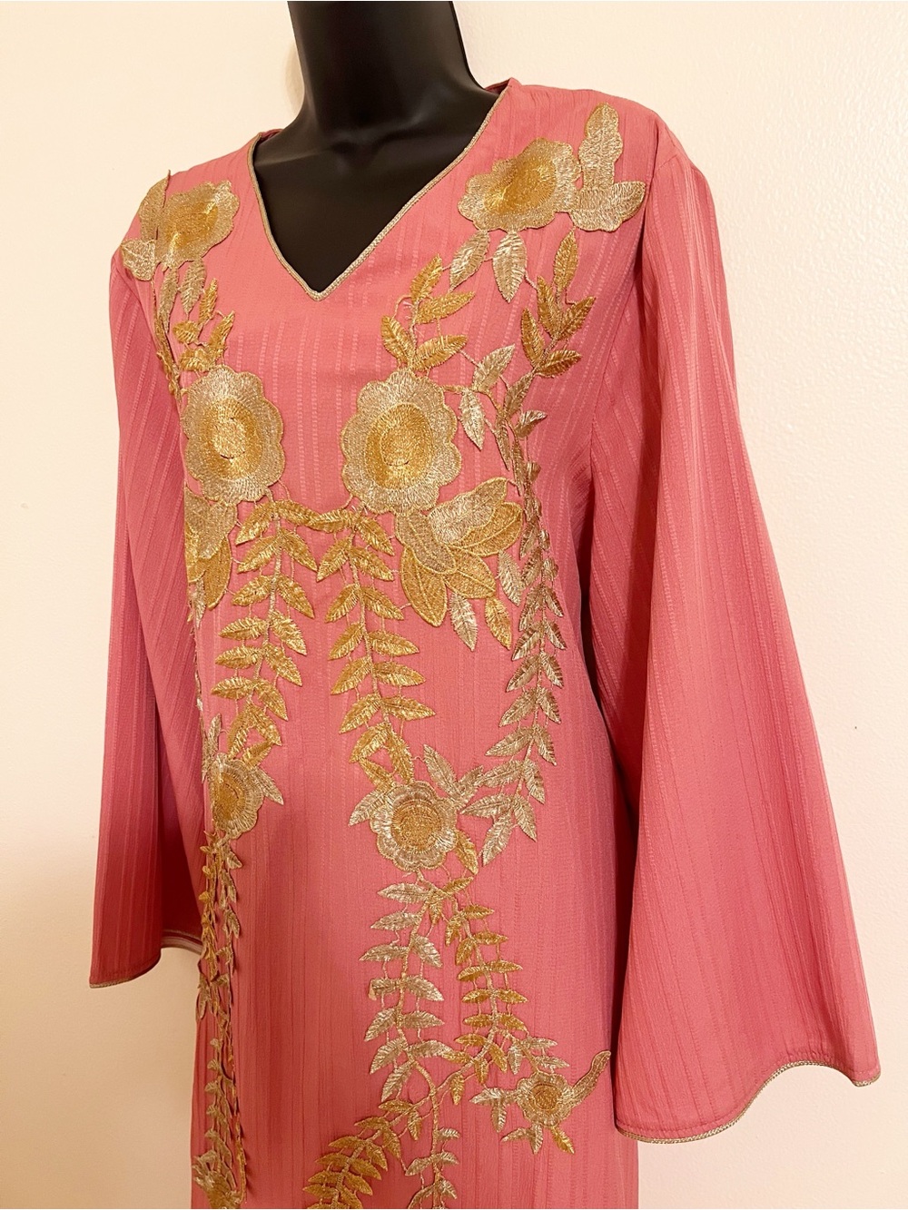 SHEIN Pink V-neck Long Dress - Picture 3 of 5